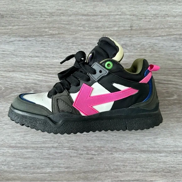 OFF-WHITE Unisex Black Pink Oversized Sponge Sole Sneakers